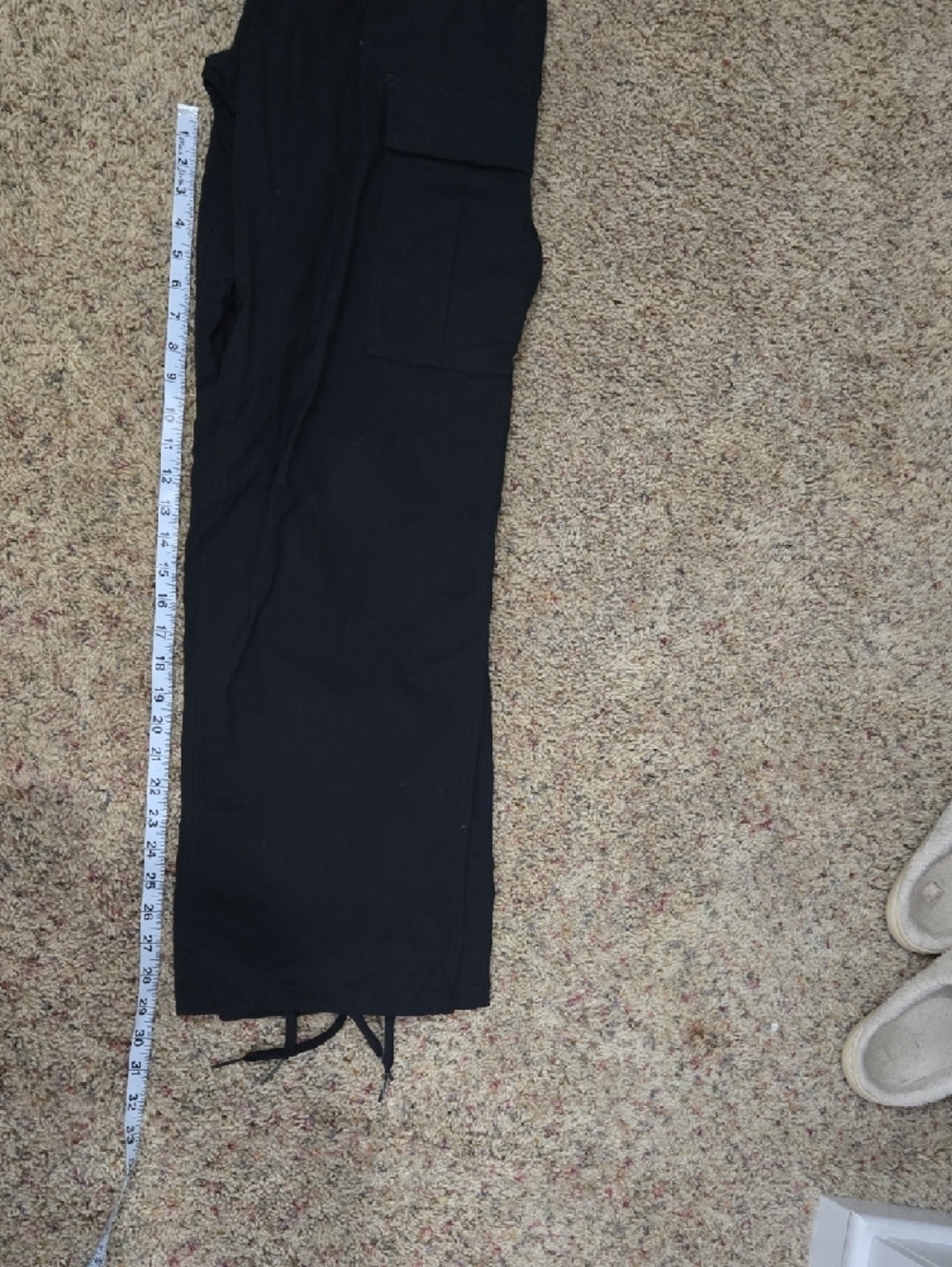 Nike Men's Black Cargo Pants with Utility Pockets - Picture 7 of 7